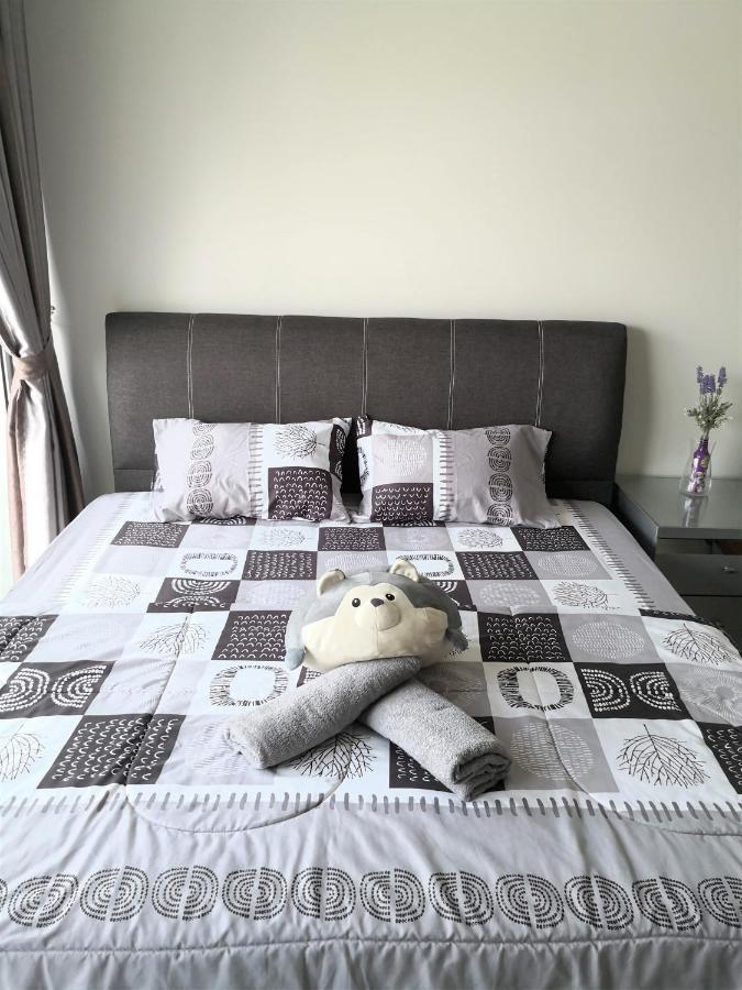 Sparkling Clean Homestay @ Kota Kemuning - Rimbayu Teluk Panglima Garang 外观 照片