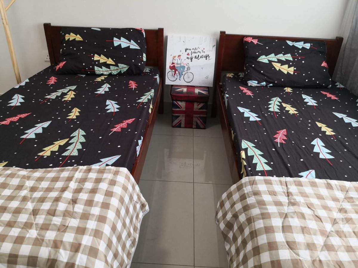 Sparkling Clean Homestay @ Kota Kemuning - Rimbayu Teluk Panglima Garang 外观 照片